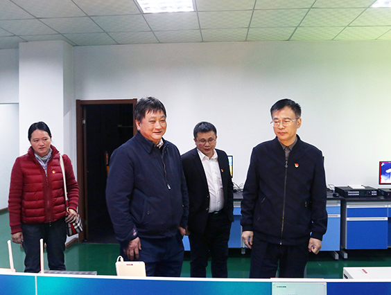 杭州市貿促會(huì )會(huì )長(cháng)鄭榮新一行蒞臨勇電參觀(guān)指導！